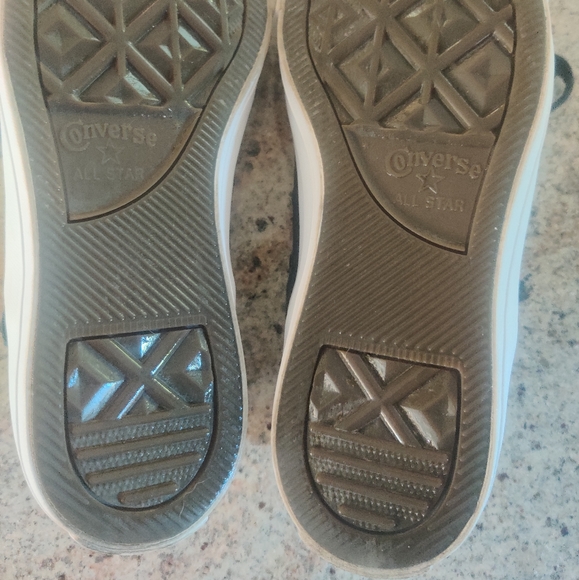 Converse Limited Edition Sneakers Size 6.5 - Picture 6 of 6